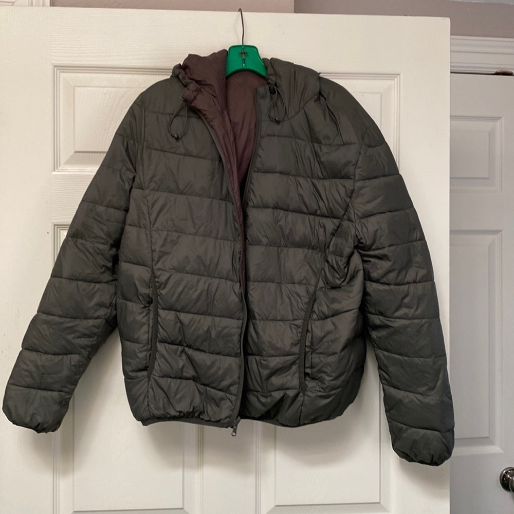 Men’s size M down filled hood of winter jacket